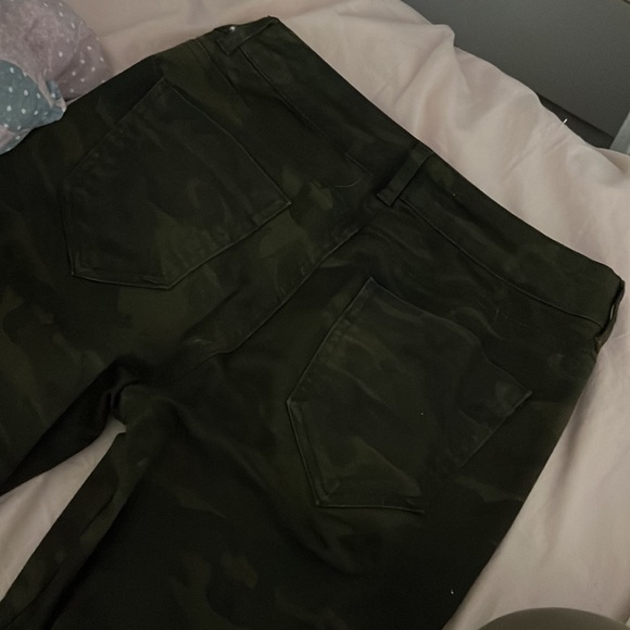 Zara camouflage jeans - Picture 4 of 4